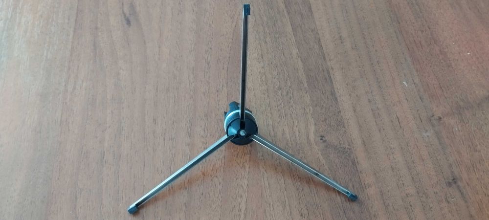 Штатив маленький для крепления различных гаджетов