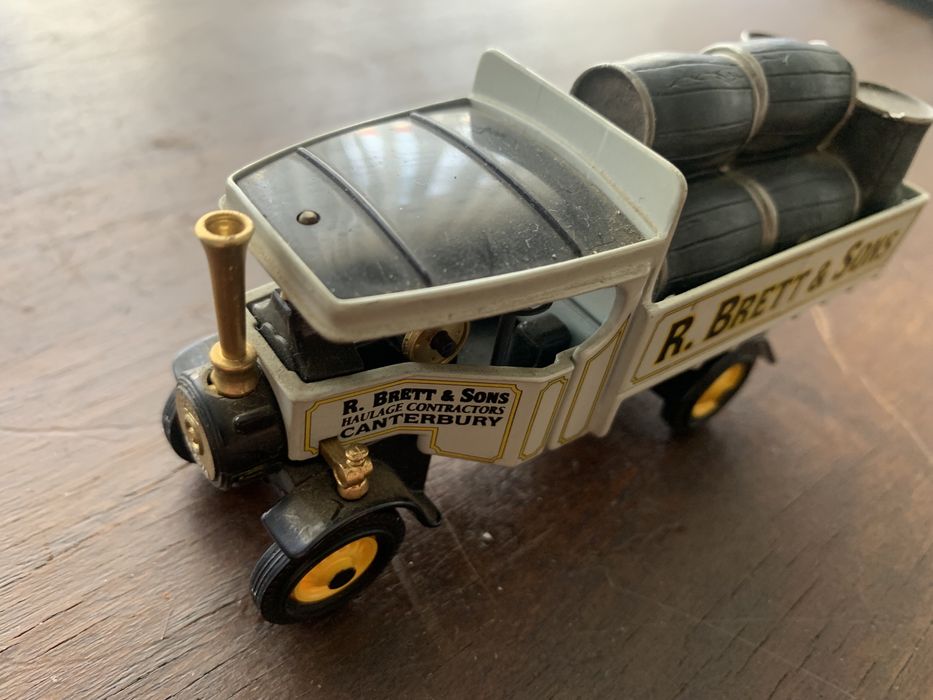 Carro em miniatura R. Brett & Sons