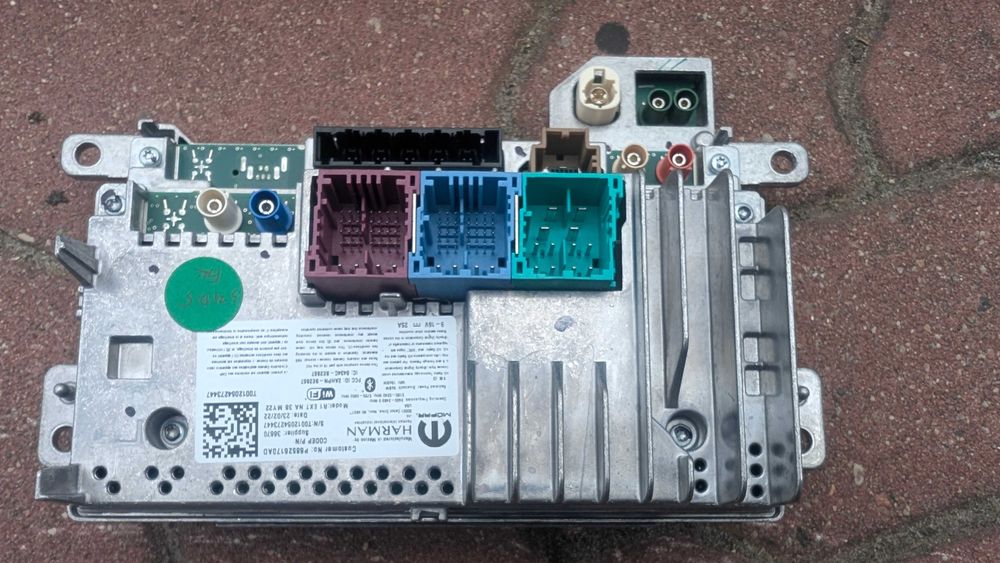 CHRYSLER pacifca 2022 radio