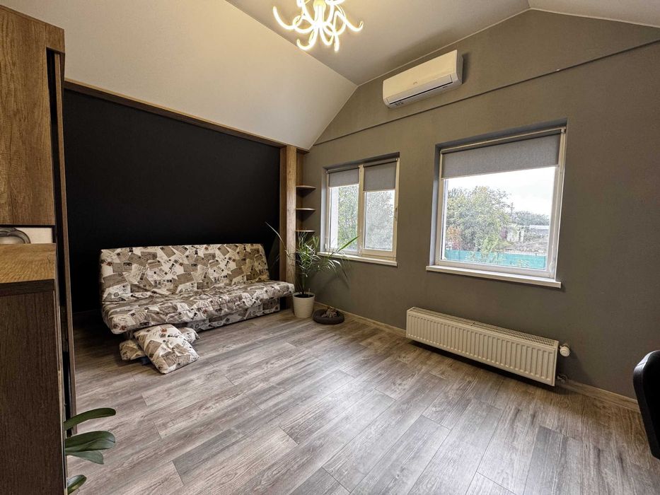 Сучасний будинок в пгт Таирове