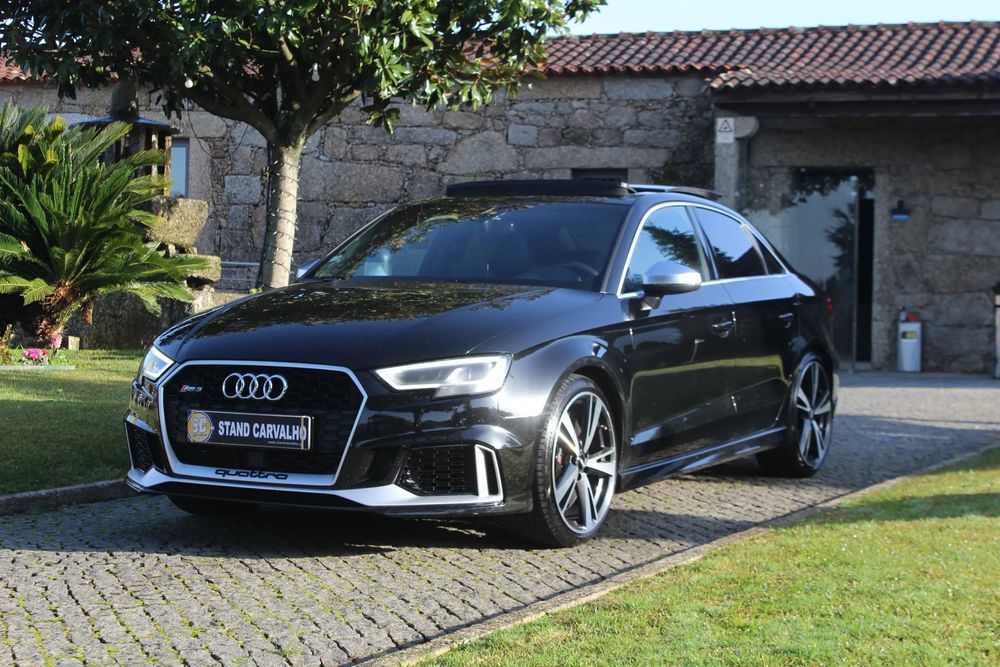 Audi RS3 Limousine 2.5 TFSI quattro S tronic