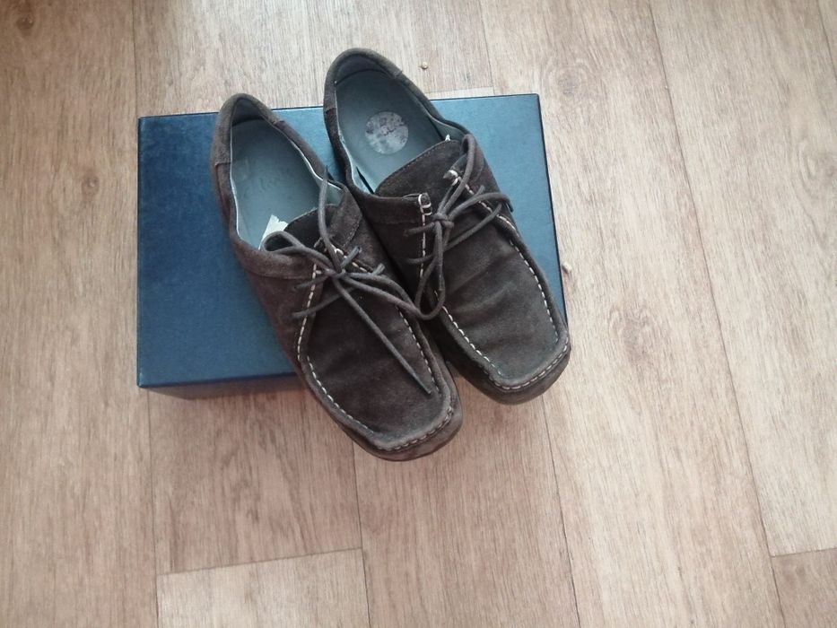 Туфлі бренду Clarks.  38. 5