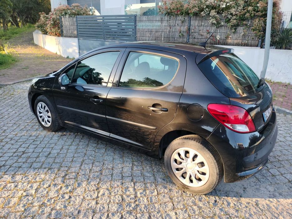Peugeot 207 1,4 VTI