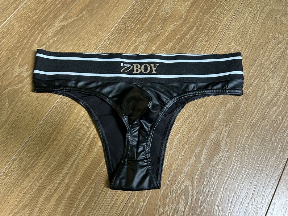 Slipy Bikini OBoy Berlin jak skóra