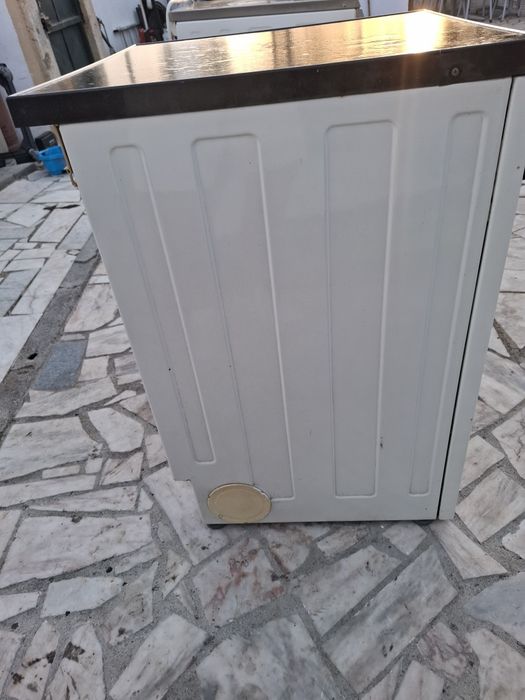 Maquina de Secar Industrial Miele em Excelente Estado