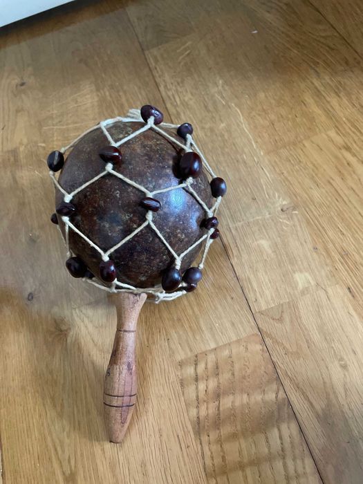 Maraca Cubana vintage, peça artesanal em madeira