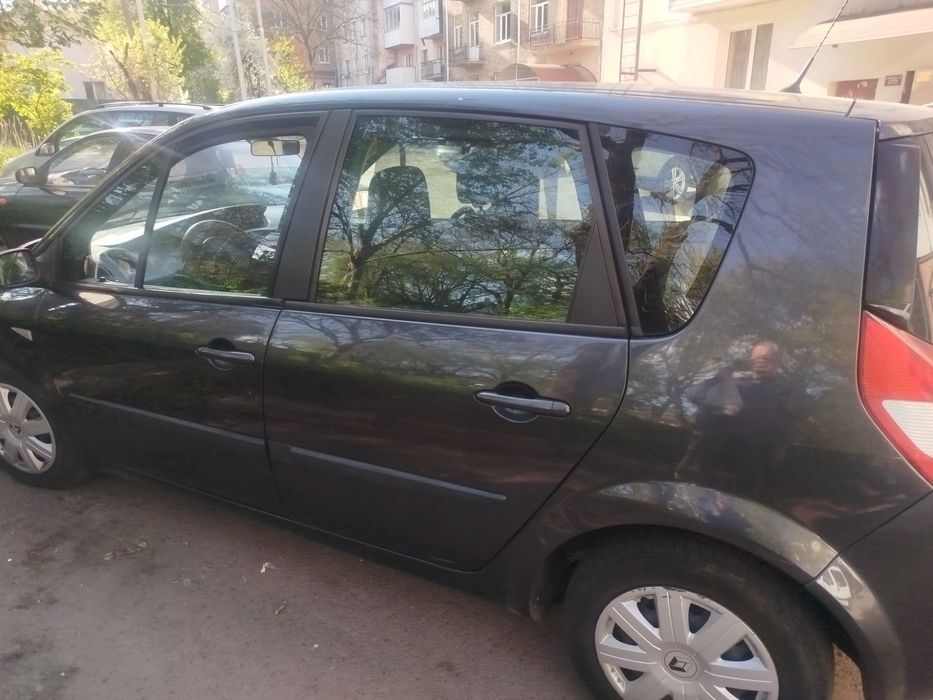 Продам автомобіль.