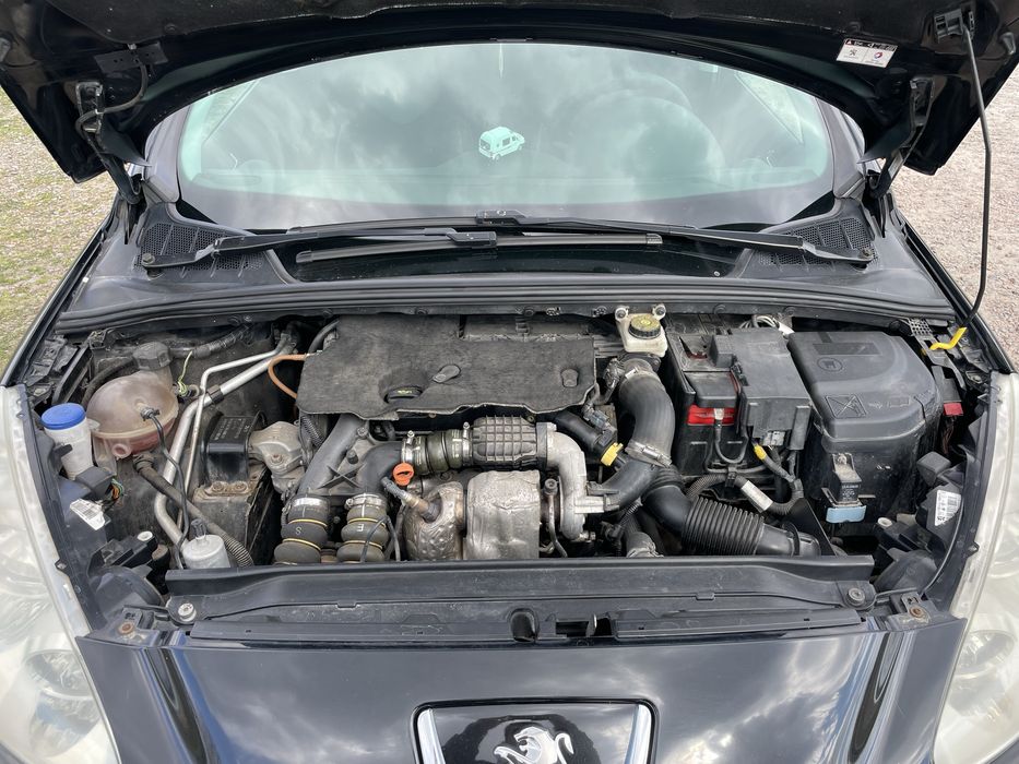 Peugeot (Пежо) 308sw 1.6 дизель 2011