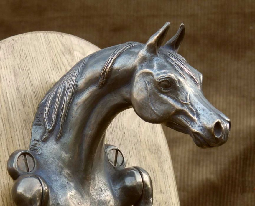 Kołatka z brązu - koń arabski, arabian horse bronze