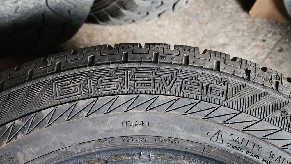 Шины Gislaved 215/65 R16C