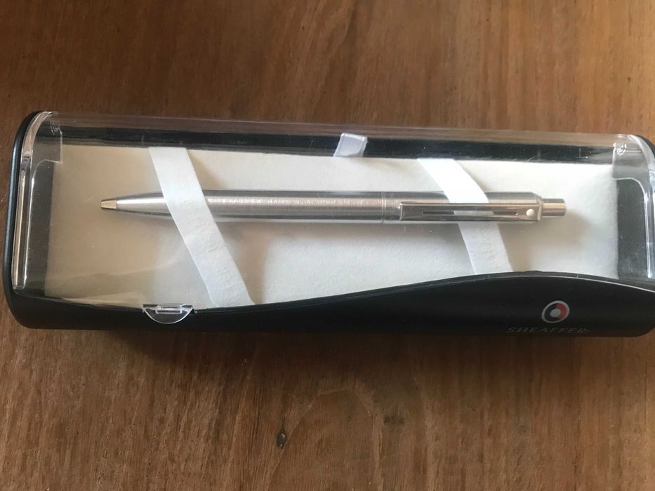 caneta esferográfica sheaffer prateada coleção