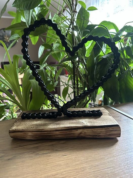 Serce z łańcucha motocyklowego