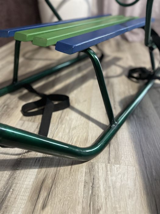 Санки в чудовому стані