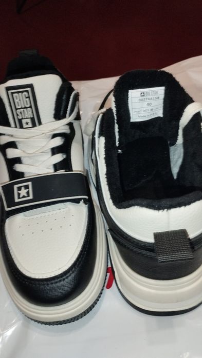 Продам кросівки зимові, чоловічі 40-го розміру