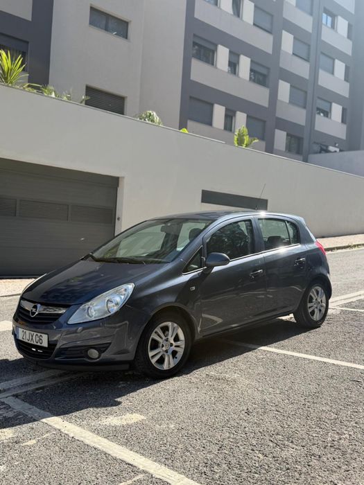 For Sale - Opel Corsa 2010 Car - 80,000 KM