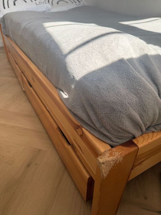 Łóżko drewniane pojedyńcze 90/200