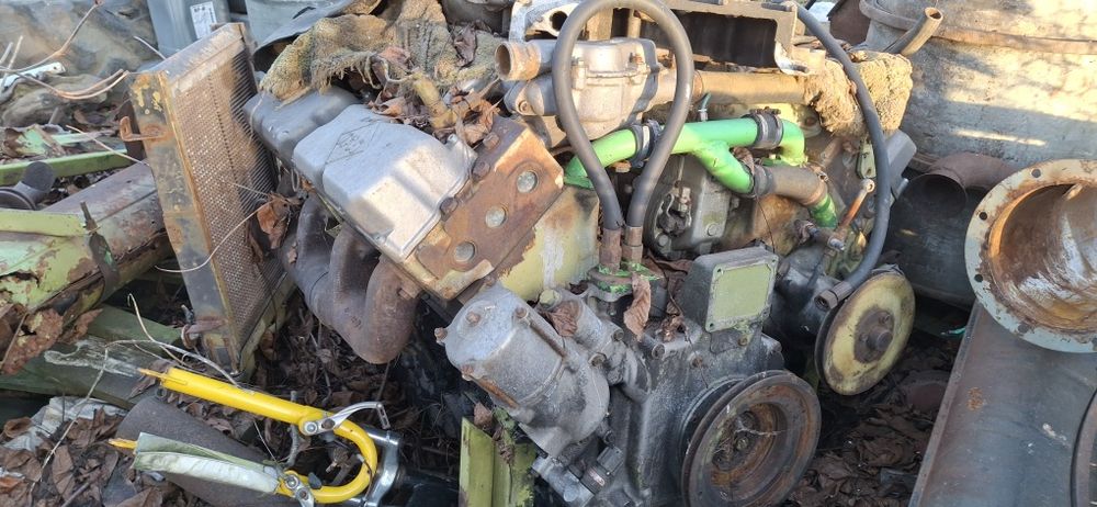 Fortschritt E516 E517 V8 IFA silnik