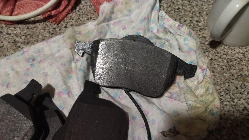 Гальмівні колодки Passat 5,6, golf, Skoda Audi