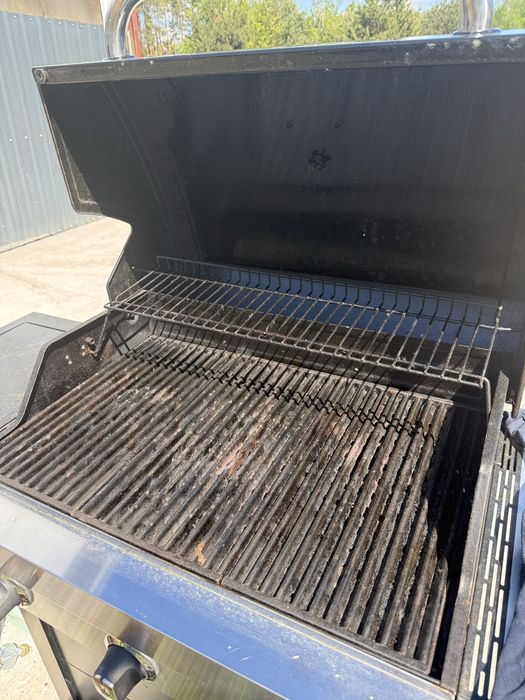 Sprzedam  Grill  Gazowy Char Broil