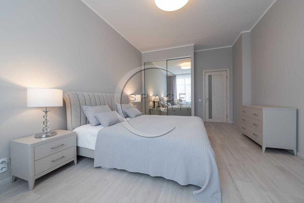 Продаж 3-кімнатної квартири в ЖК Новопечерські Липки - Драгомирова 9