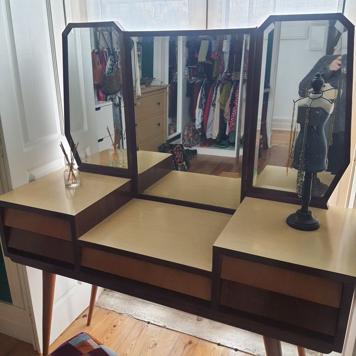 Móvel vintage penteadeira psiché