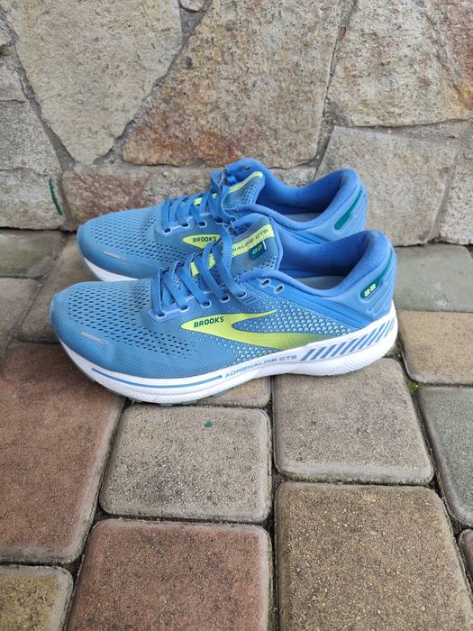 Кроссовки Brooks Adrenaline GTS 22 41 / 42