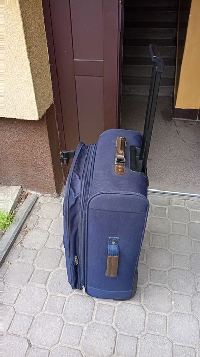 Sprzedam walizkę