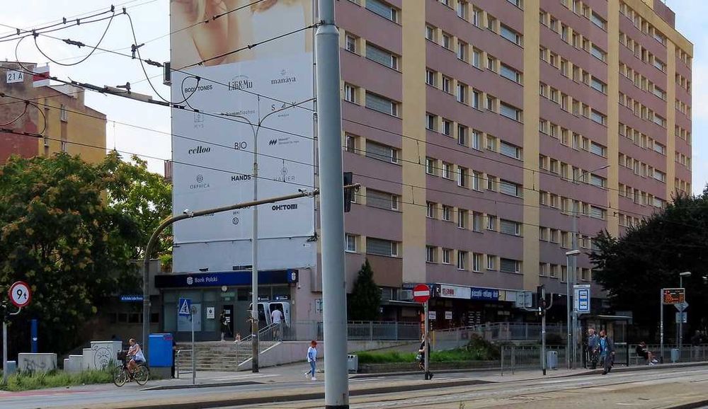 Lokal użytkowy do wynajmu z witrynami ul.Grabiszyńska