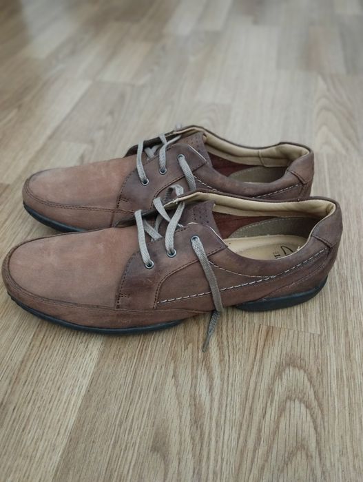 Чоловічі туфлі з натуральної шкіри (нубук) форми Clarks 44-45 розміру