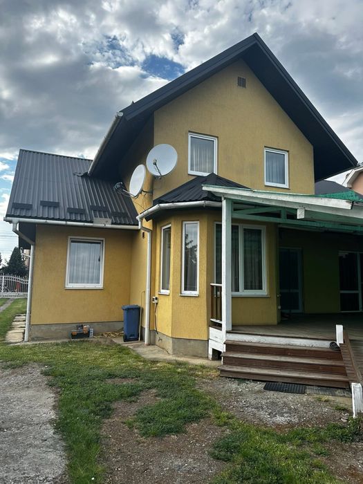 Продаж сучасного будинку в Минай