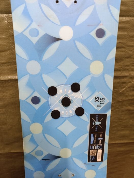 Nr 61 Deska snowboardowa Salomon Liberty 135 cm