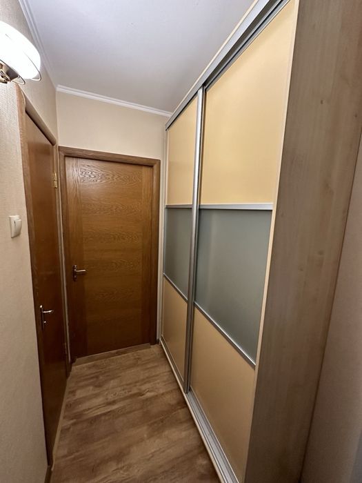 Здається простора та свіженька трьокімнатна квартира!