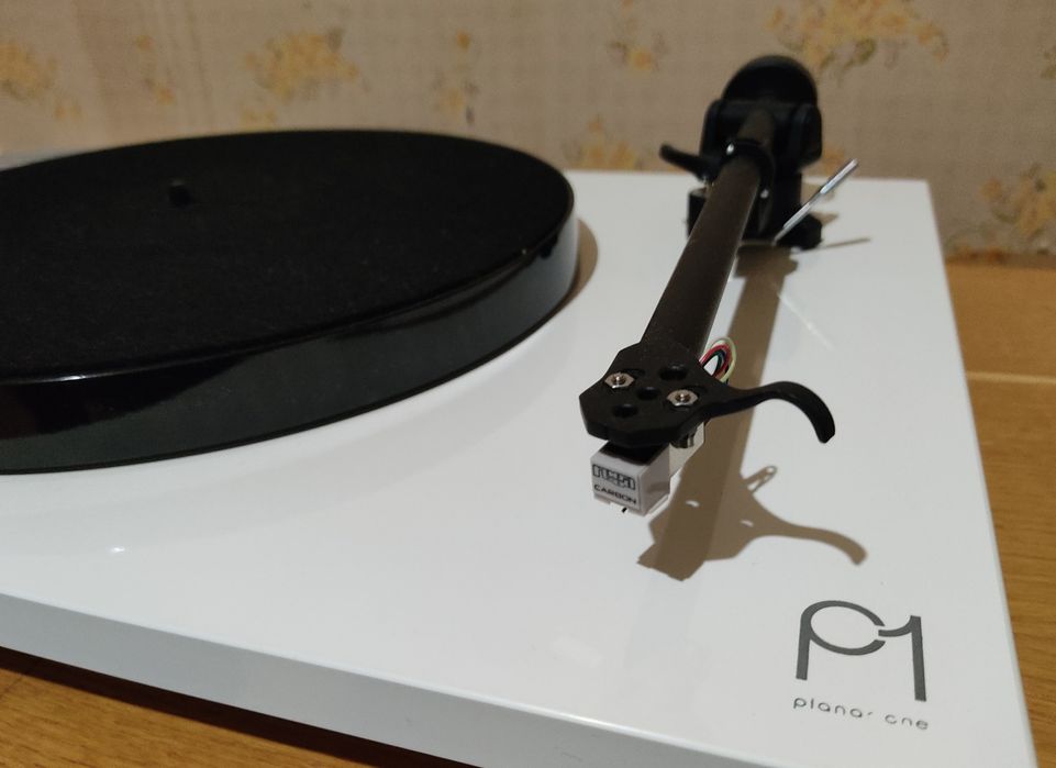 Програвач вінілу Rega Planar 1 White