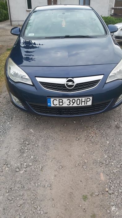 Samochód Opel Astra