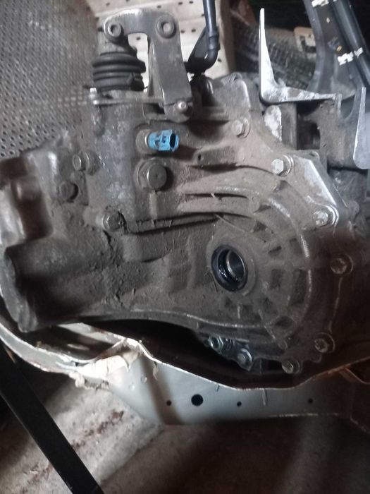 Продам КПП на рено меган 1.9 турбодизель