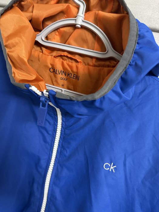 Куртка Вітровка Calvin Klein  M розмір!