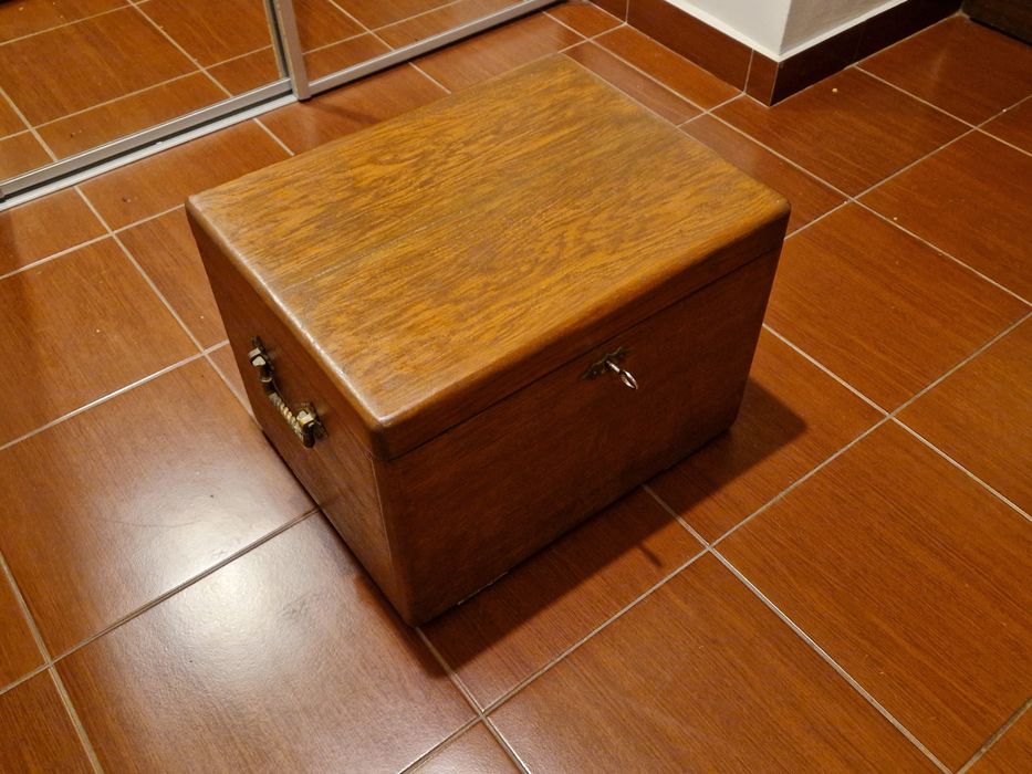 Kantyna na sztućce drewniana skrzynia