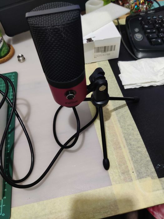 Microfone Fifine K669 - Magenta