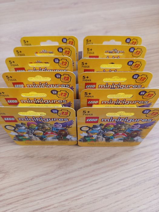 KOMPLET LEGO minifugurki 25 seria 12 figurek 71045