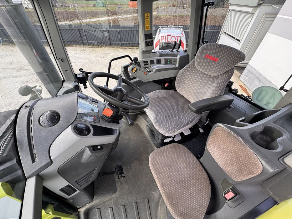 Claas Axion 820 Cebis ( C - matic ) tuz + pneumatyka oryginał ! 830