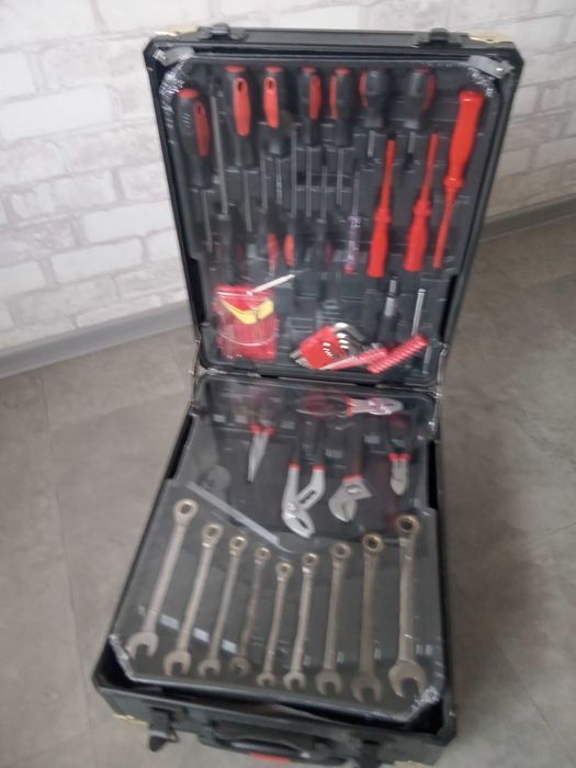 Продам набір інструментів SWISS KRAFT 408 PCS, новий,не розпаковувався