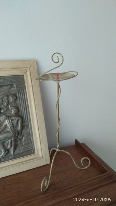 Quadro antigo em estanho