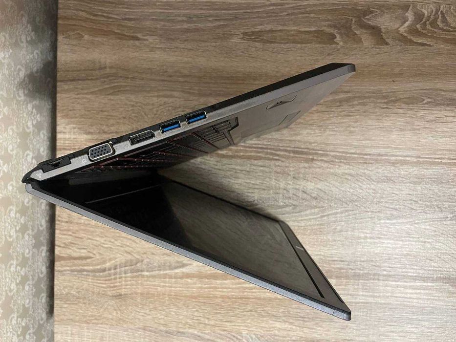 Fujitsu Lifebook U745 | i5 5300U | 4ГБ | SSD | HD+ | LTE | без АКБ