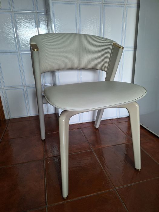 Cadeiras de cozinha ou sala