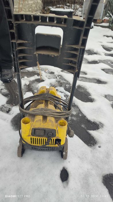 Продам Karcher бу