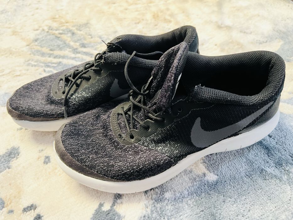 Buty nime 36,5 czarno szare