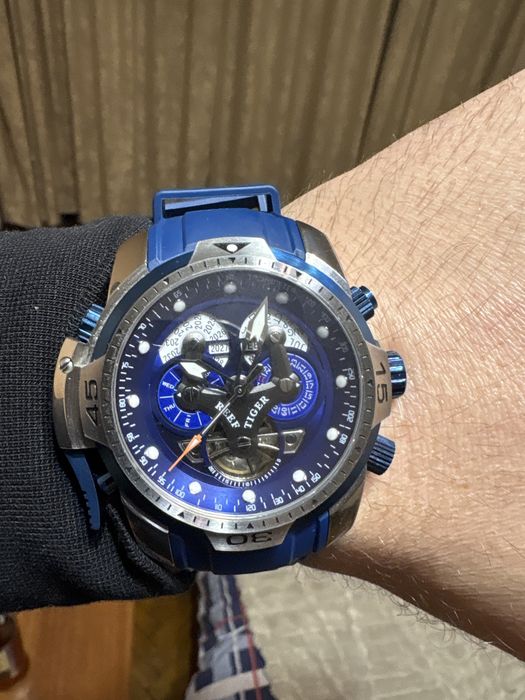 Продам механические часы