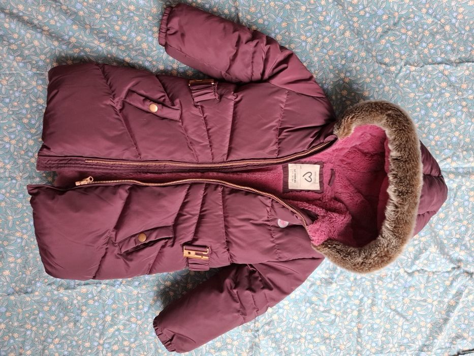 Куртки для дівчинки 4-5 років різні