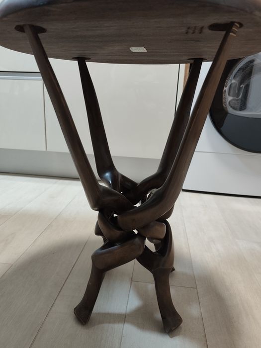 2 Mesas redondas de apoio madeira africana