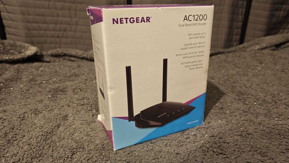 Router Netgear R6120